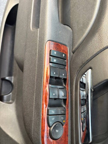 2011 Chevrolet Avalanche LS