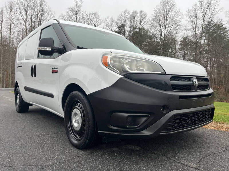 2017 RAM Promaster City Tradesman photo 2