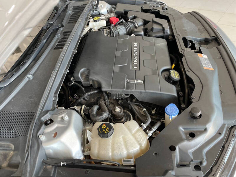 2020 Lincoln Continental Standard