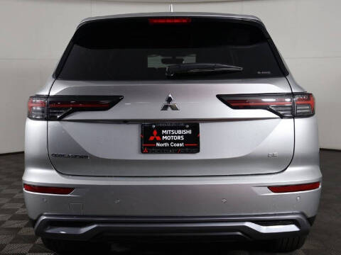2025 Mitsubishi Outlander SE