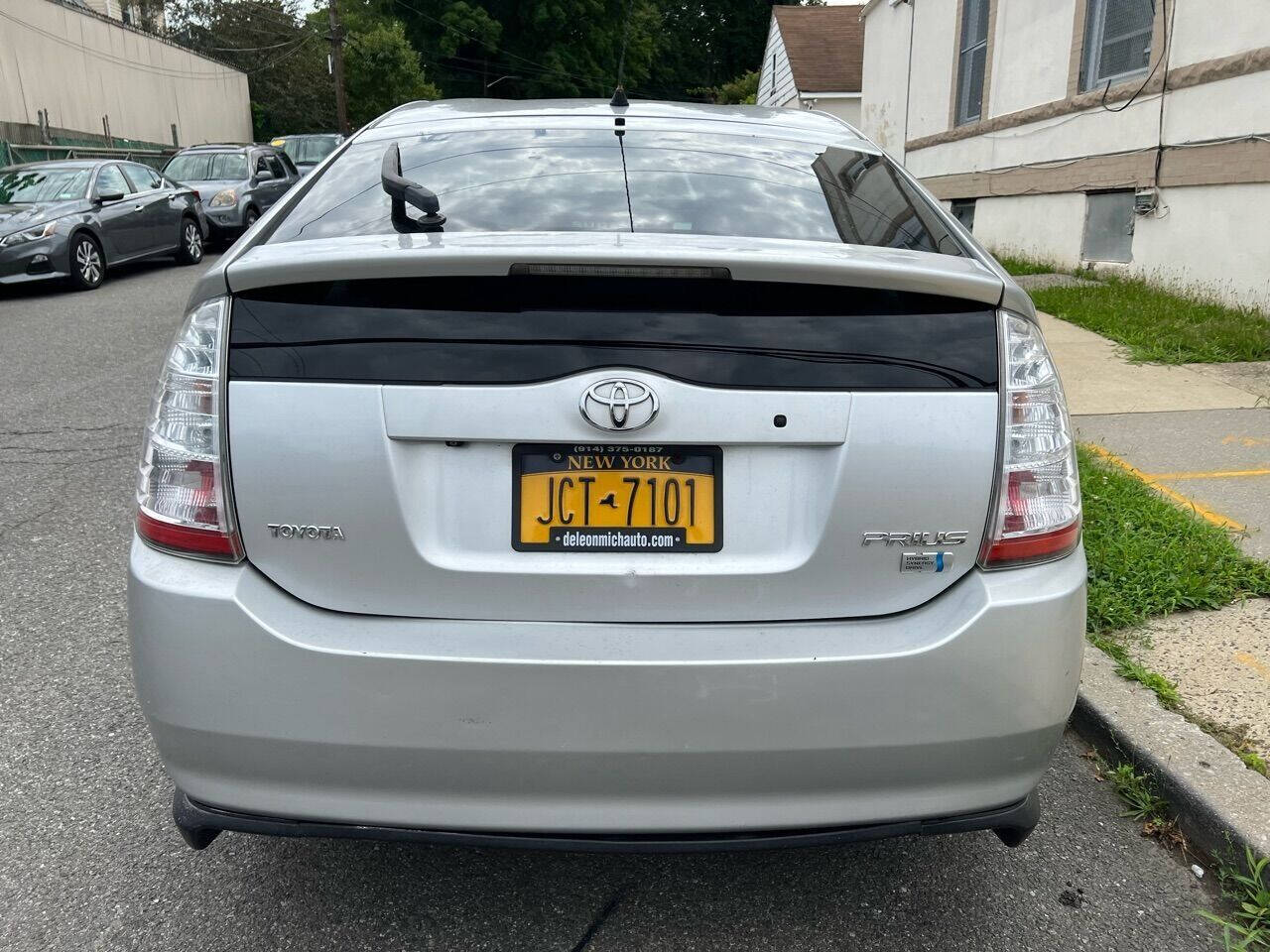 Silver 2008 Toyota Prius Base Base 4dr Hatchback 2