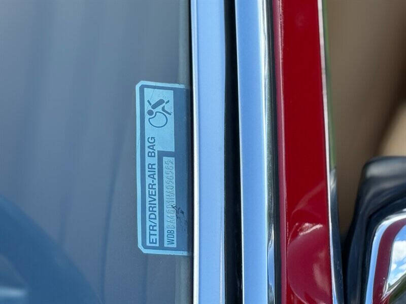 1987 Mercedes-Benz 560-Class 560 SL