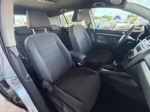 2008 Volkswagen Rabbit S