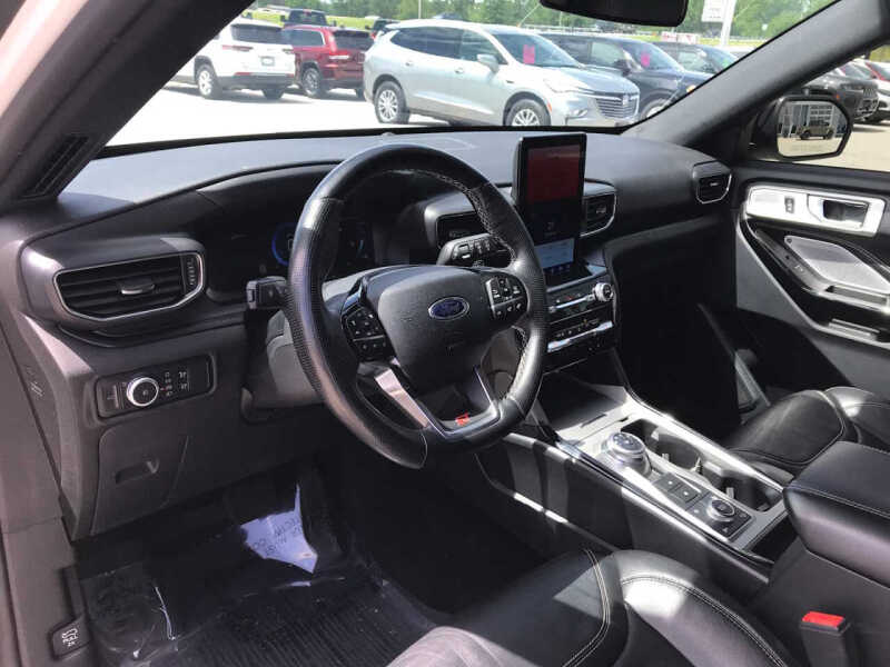 2021 Ford Explorer ST