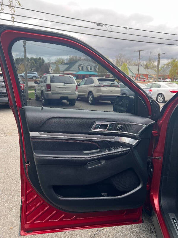 2016 Ford Explorer Sport