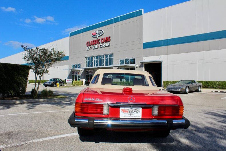 1987 Mercedes-Benz 560-Class 560 SL