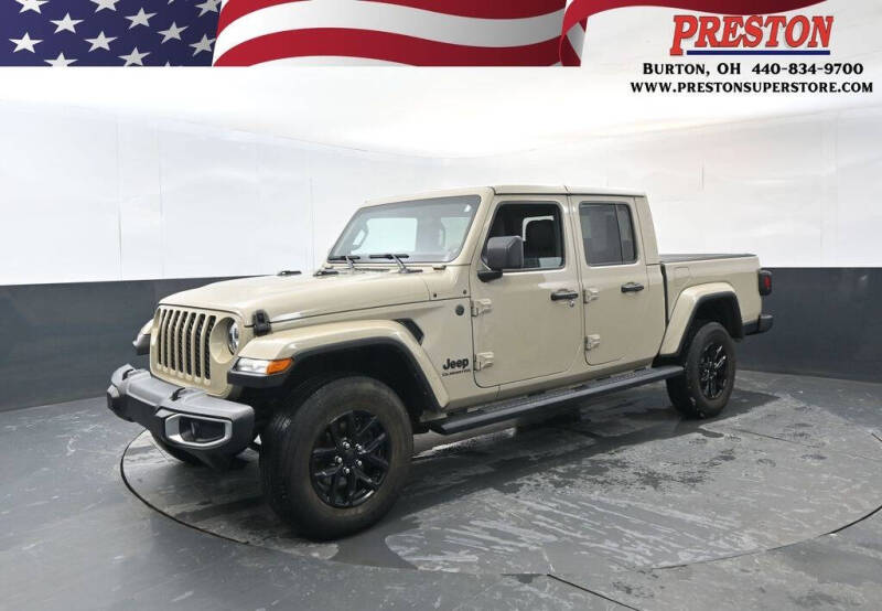 2022 Jeep Gladiator Sport