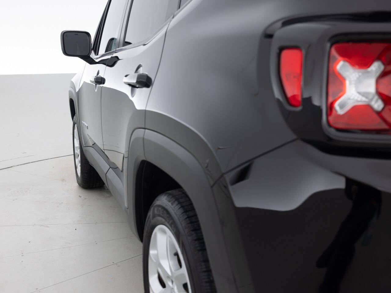 Used Car 2016 Jeep Renegade  Latitude 4x4 4dr Suv For Sale Under $10,000 In Coal City, Illinois