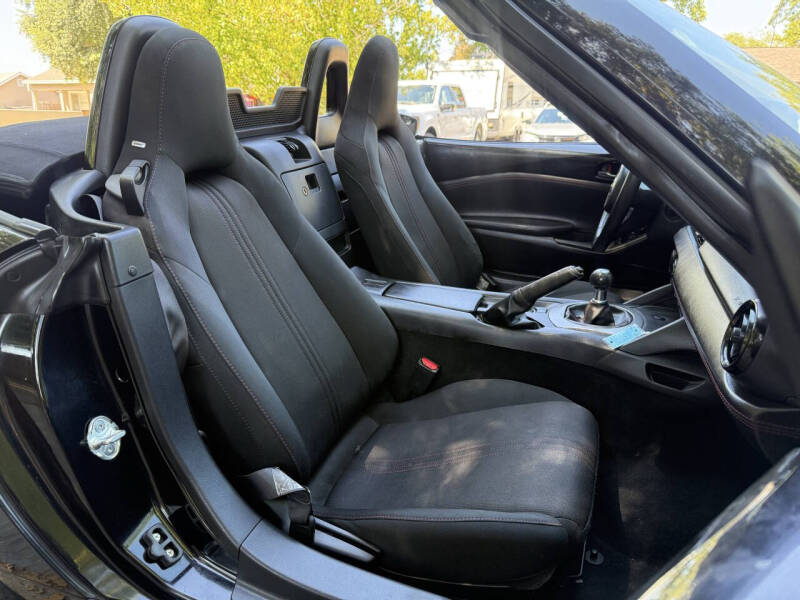 2016 Mazda MX-5 Miata Club