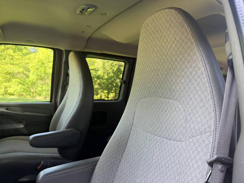2013 Chevrolet Express LT 1500