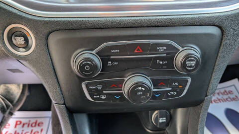2018 Dodge Charger SXT