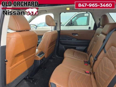 2023 Nissan Pathfinder Platinum