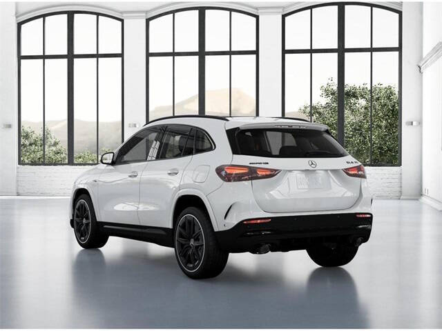 2025 Mercedes-Benz GLA AMG GLA 35