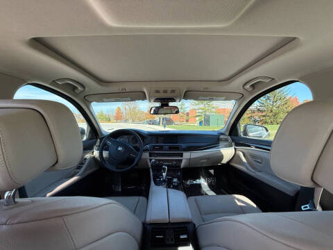 2012 BMW 5 Series 535i