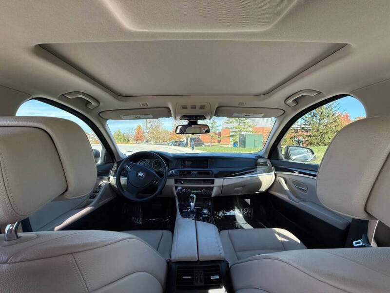 2012 BMW 5 Series 535i