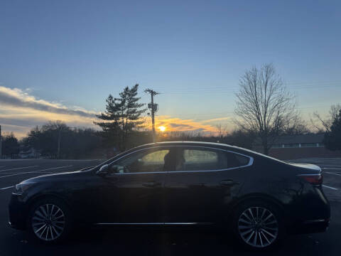 2017 Kia Cadenza Technology