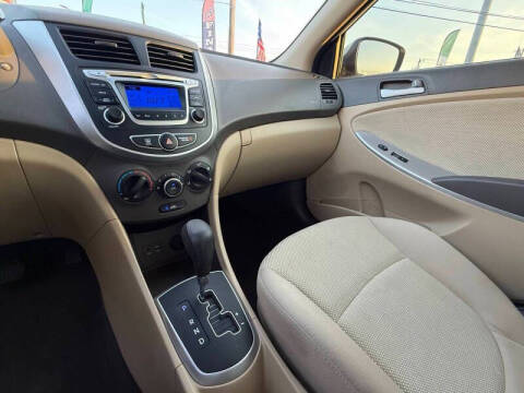 2014 Hyundai Accent GLS