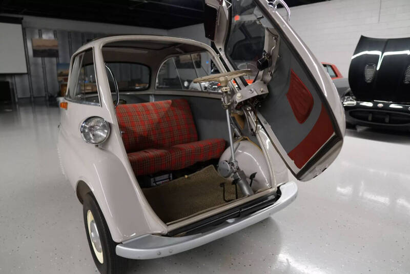 1957 BMW Isetta