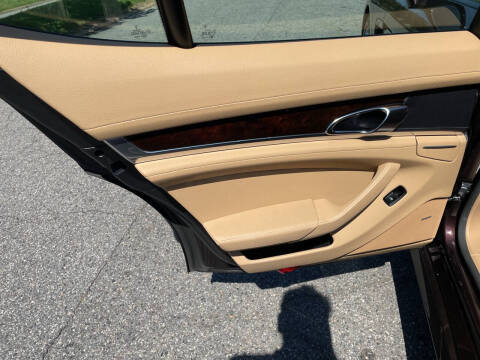 2014 Porsche Panamera 4