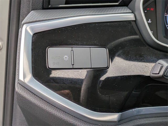 2020 Audi Q3 quattro Premium 45 TFSI