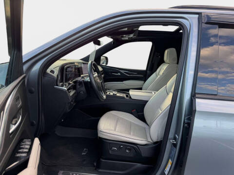 2023 Cadillac Escalade Sport