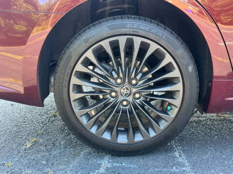 2018 Toyota Avalon Touring