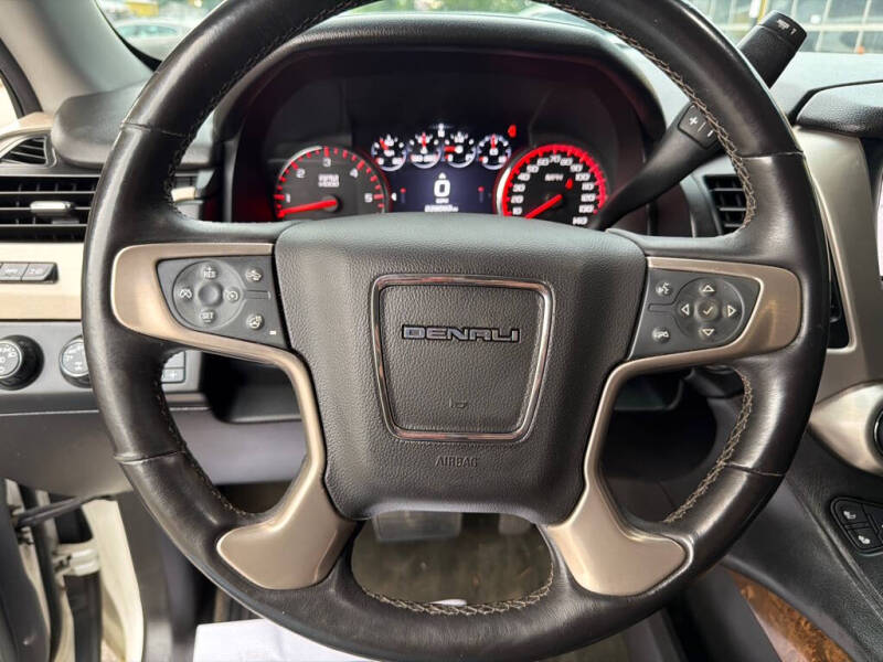 2015 GMC Yukon XL Denali