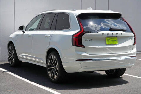2026 Volvo XC90 T8 Plus 7P