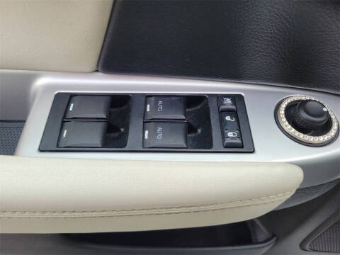 2012 Chrysler 200 Limited