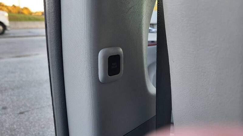 2011 Toyota Sienna XLE 7-Passenger