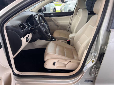 2013 Volkswagen Jetta SportWagen TDI