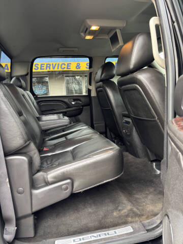 2011 GMC Sierra 2500HD Denali