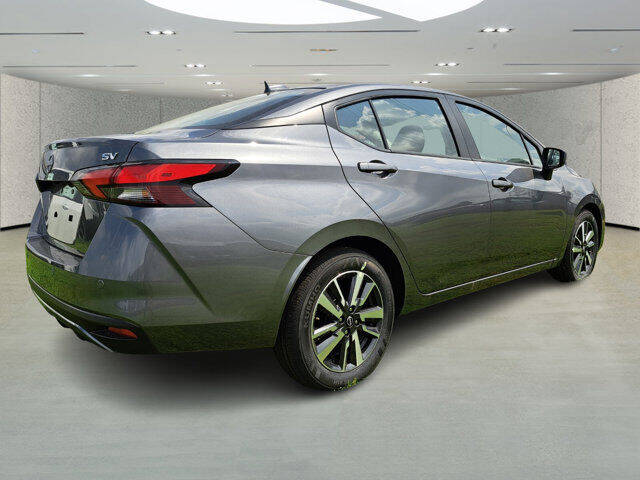 2024 Nissan Versa SV