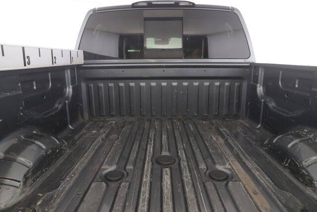 2017 Nissan Titan XD SV