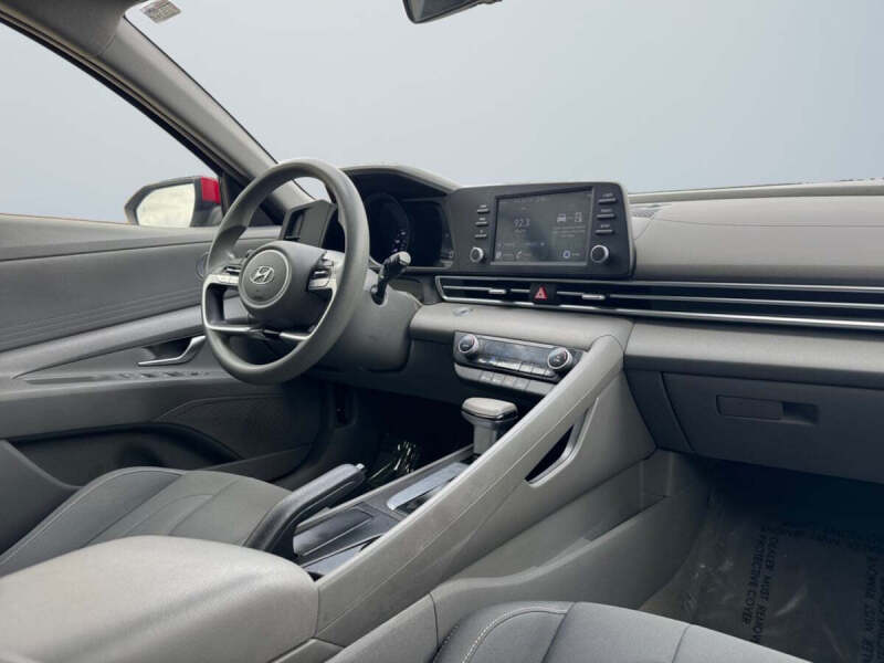 2023 Hyundai Elantra