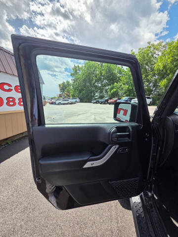 2016 Jeep Wrangler Unlimited Sahara