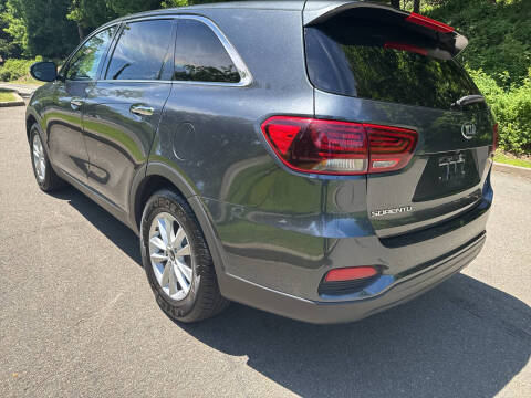 2020 Kia Sorento LX V6