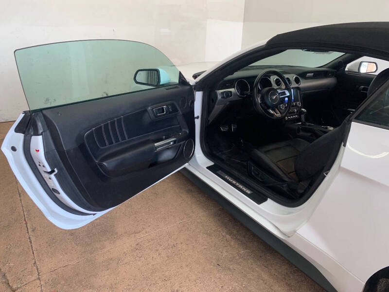 2022 Ford Mustang EcoBoost Premium