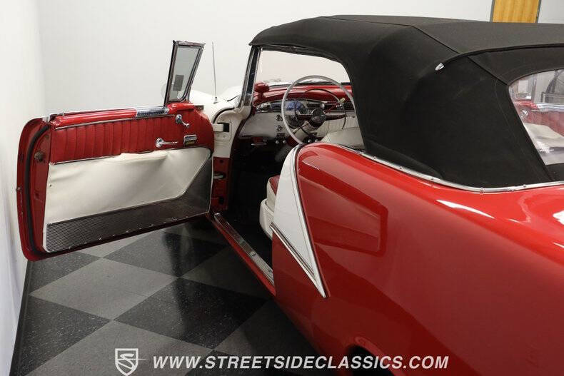 1954 Oldsmobile Starfire