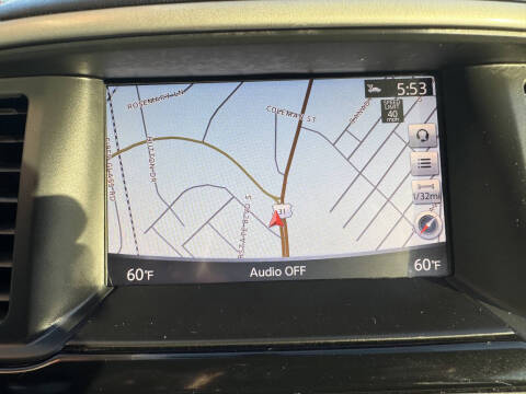 2019 Nissan Pathfinder SV