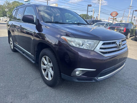 2013 Toyota Highlander SE