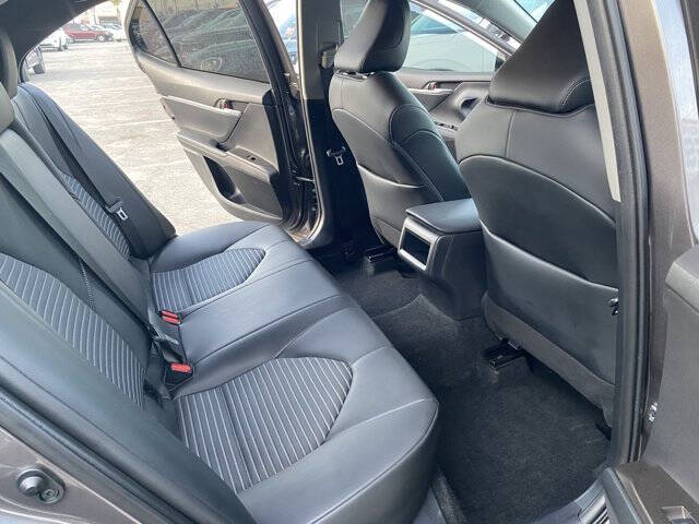 2022 Toyota Camry SE