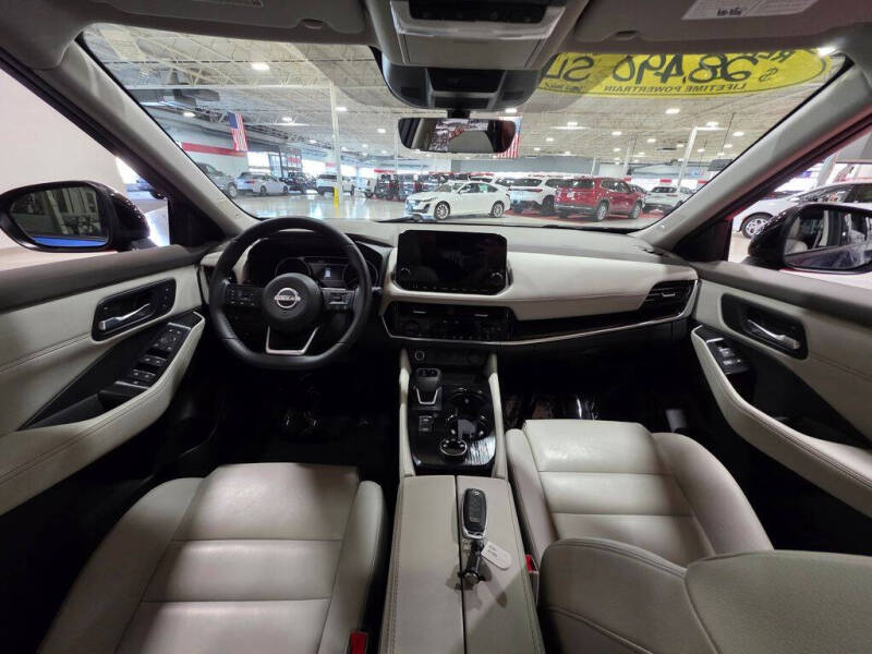 2023 Nissan Rogue SL