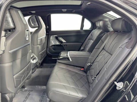 2023 BMW 7 Series 760i xDrive