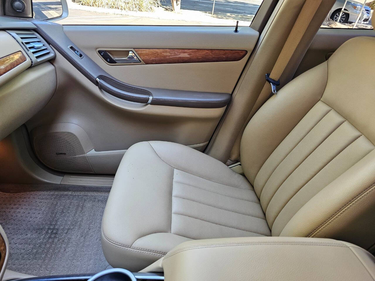 2007 Mercedes-Benz R-Class 42