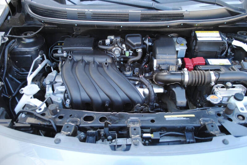 2017 Nissan Versa 1.6 S Plus