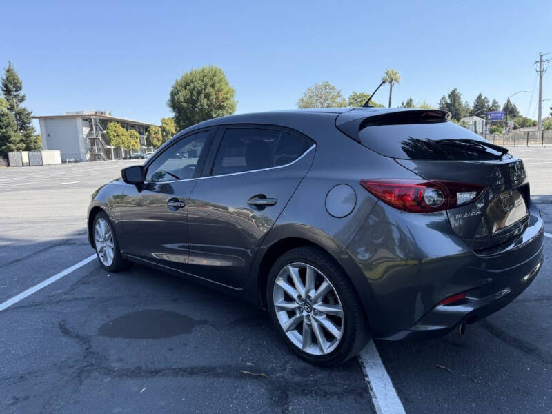 2017 Mazda MAZDA3 Touring