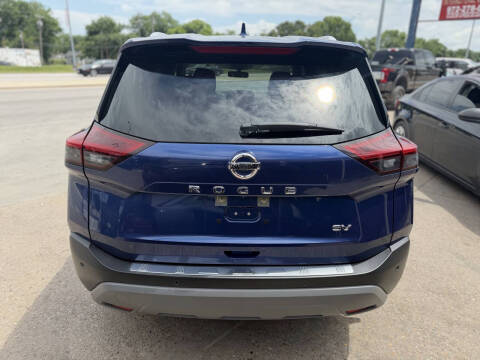 2021 Nissan Rogue SV