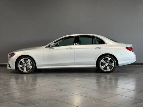2017 Mercedes-Benz E-Class E 300 4MATIC