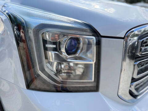 2016 GMC Yukon SLT
